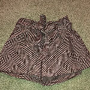 Plaid cinch waist shorts